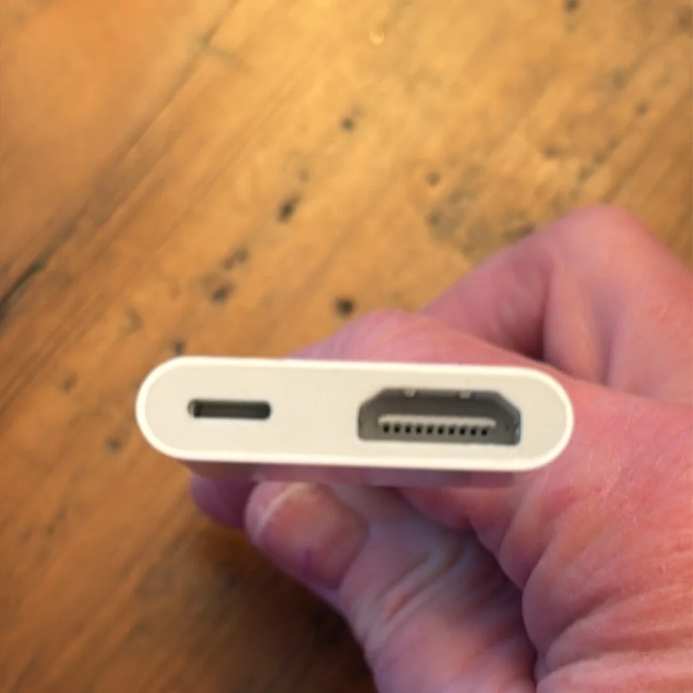Apple Lightning To Digital AV HDMI Adapter